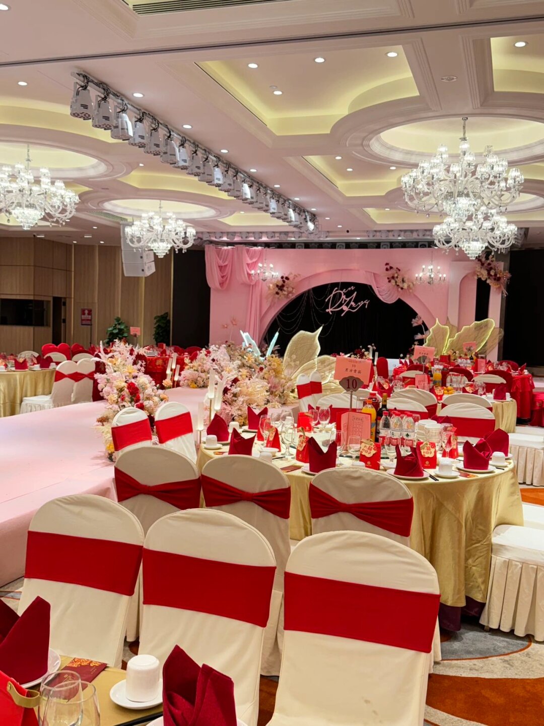 參加完閨蜜婚禮，我也要選這里！——記一場心動(dòng)婚慶禮儀服務(wù)
